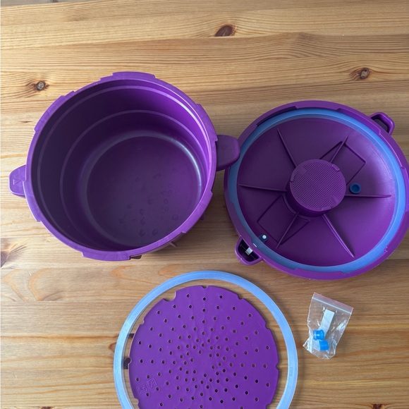 Microwave Steamer Steamer - Picture 2 of 2